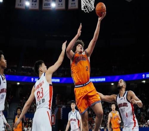 上海男篮，有望登顶