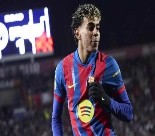 每体：亚马尔远离社媒专注足球，欧美杯将至他不想被和梅西比