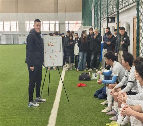 备战东北超，同城球队热身！大连队1：2英博B队