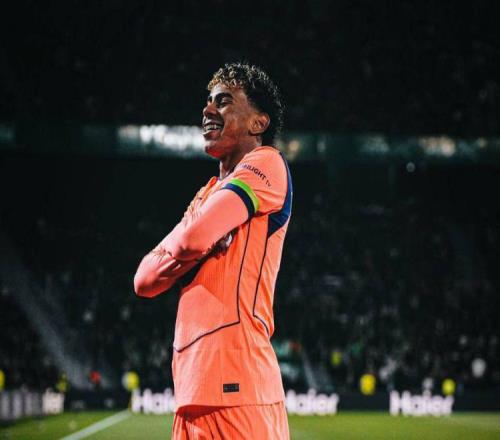 32逆转+21读秒绝杀！国王杯疯狂一夜，4强诞生3席巴萨成大热门