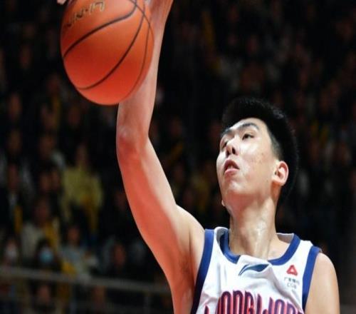 CBA第一阶段最具进步球员榜：徐昕压郭昊文居首王浩然贺希宁前五