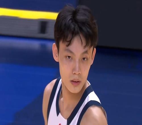 广东今日早报！徐杰完成国家队报到，杜锋官宣高升，小崔复出预告