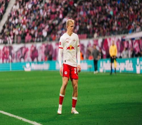 莱比锡官方：中场施拉格尔将在本赛季结束后自由身离队