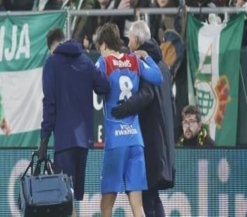 马竞官方：巴里奥斯因肌肉不适被换下，将接受进一步检查