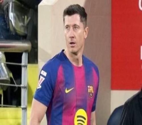 ESPN：巴萨计划与莱万商讨大幅降薪续约，球员仍可能留队