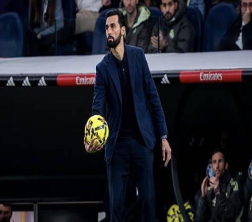 每体：皇马在过去34场比赛中已经使用了20种不同的防线组合