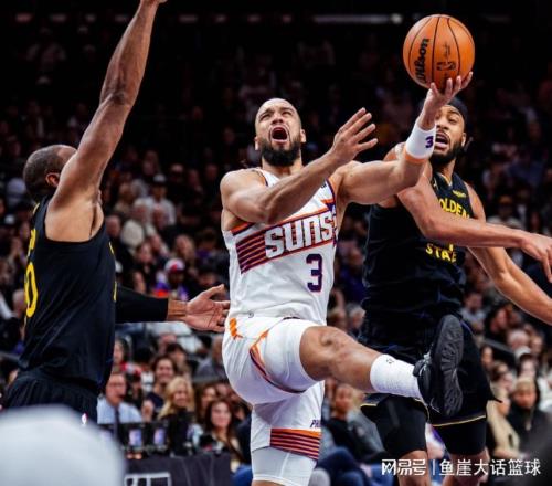 勇士逆转！格林5+5库里很兴奋，火箭弃将24+6犯错，梅尔顿2人立功