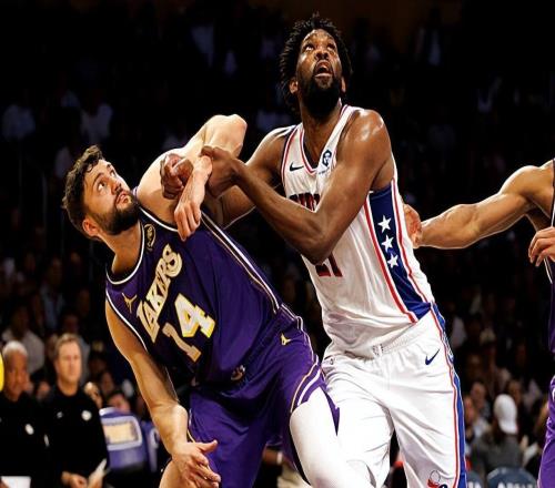 不敢相信！湖人替补内线老将竟然成为了球队逆转76人的奇兵