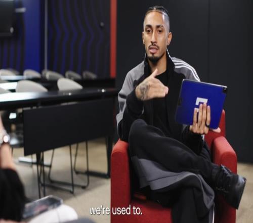 拉菲尼亚谈初识莱万的感觉与相处习惯的变化_西甲直播