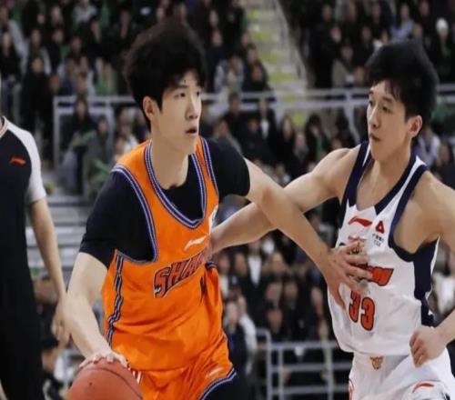 上海113104淘汰广东4好消息!内线统治力拉满,马典成小偰太好用