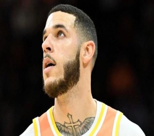 连续休战1000天！脆皮榜眼被买断，勇士队还想要