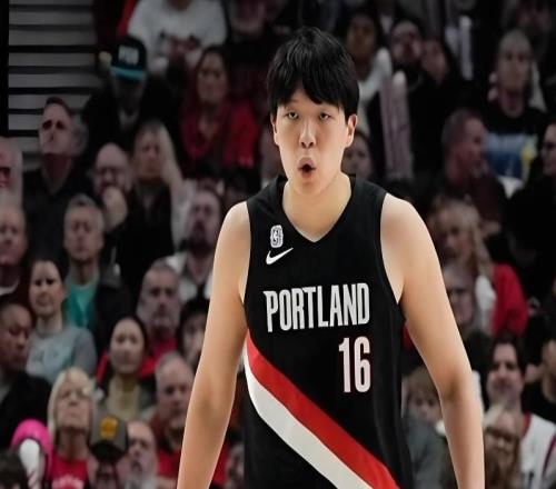 杨瀚森0分3犯规！开拓者背靠背双杀灰熊格兰特29分克林根20+19