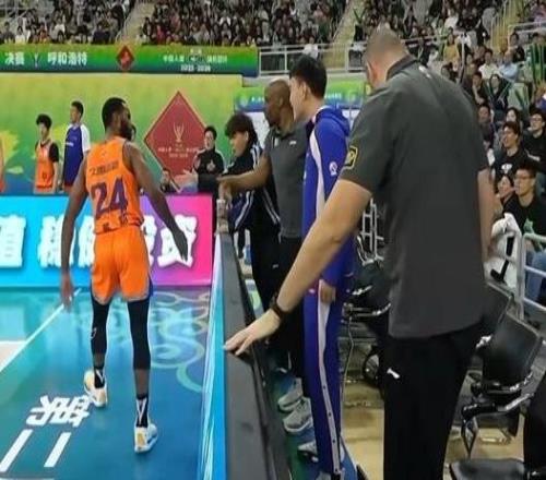 单节20分梦回巅峰！弗格：在上海经历角色转变已经找到自己的节奏