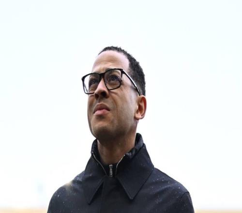 记者：切尔西球员们很喜欢罗塞尼尔具有人情味的执教方式