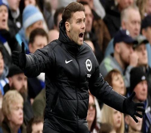 被球迷喊明早你就要下课，许尔策勒：这很艰难，我会直面逆境