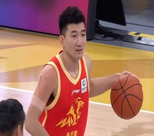 CBA最新消息!孙铭徽韧带撕裂,山东注册新外援,徐杰基本痊愈