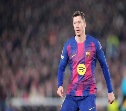 每体美职联球队芝加哥火焰热情寻求莱万已递交两年合同报价_西甲直播