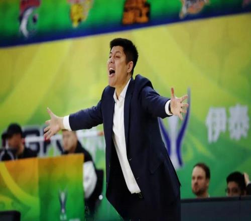 历史第一次!山西男篮闯进全国大赛决赛