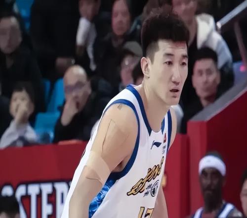 伤情问题不大孙铭徽伤后公开发声：小场面别担心很快回来！