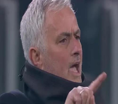 一场11！让穆帅争二大有希望：本菲卡差葡体3分，进前二可踢欧冠