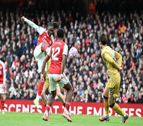 埃泽：短时间内参加多场比赛绝非易事很期待北伦敦德比