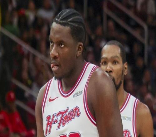 火箭胜快船！乌度卡变阵，27岁底薪后卫遭弃用，全场仅派8人轮换