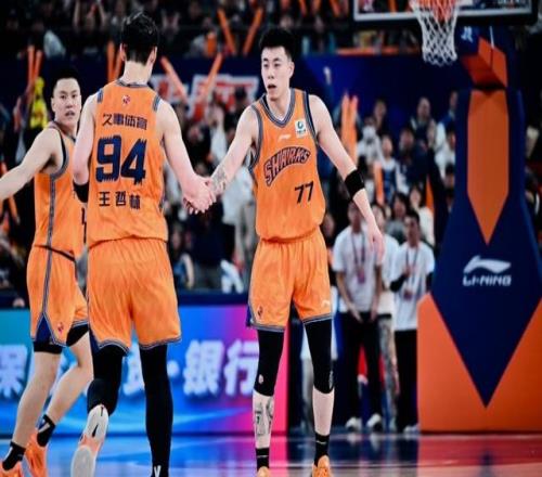 上海男篮拒绝输球！全力击败山西队，卢伟瞄准冠军，央视直播
