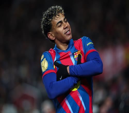 亚马尔的传统美食宣言：花生酱鸡肉饭，难道这是赤道几内亚的特色吗_西甲直播