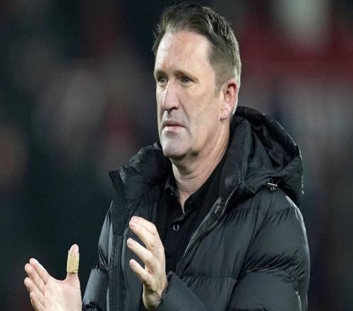 电讯报：热刺想在周一前确定新帅罗比基恩不考虑临时职务