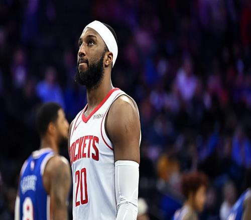 表现没有任何亮点！火箭后场大闸的出场时间还会出现进一步减少