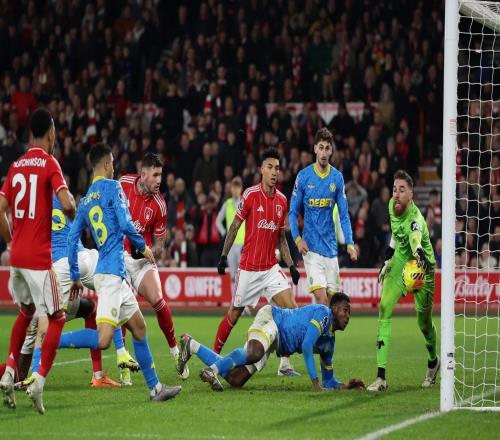 森林单场射门35次仍零进球，在近10个英超赛季排名第二