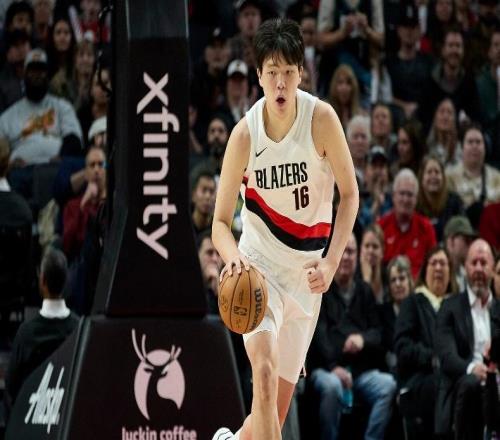 杨瀚森2+1+1补扣！开拓者惨败遭森林狼双杀兰德尔狂轰41+7