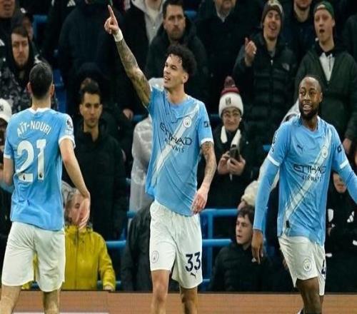 天空：从赛程与分差来看，本赛季争冠天平第一次向曼城倾斜