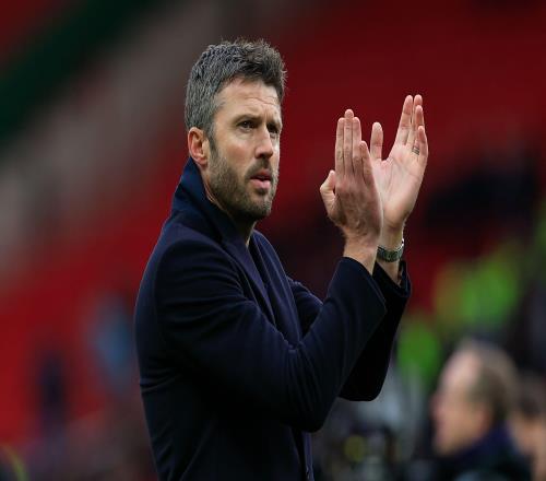 卡里克当选英超1月最佳，上任1个月坐稳前四，可惜拉爵更喜欢名帅