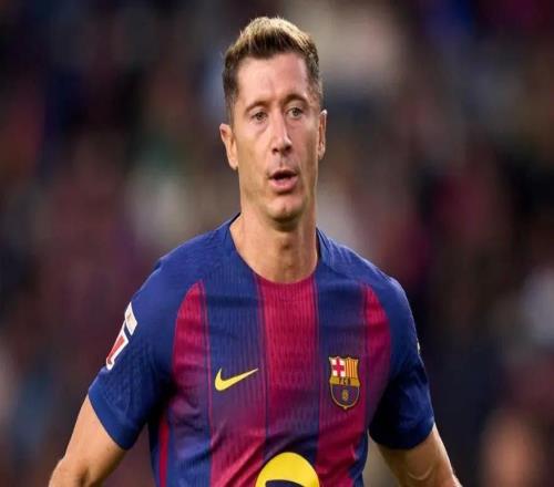 每体：莱万优先考虑巴萨是否会续约，芝加哥火焰成为主要备选