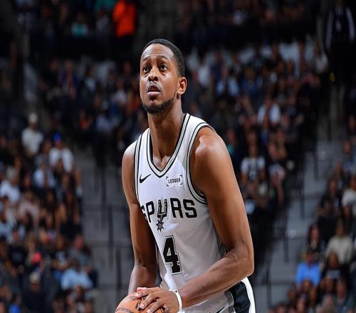 20年间只靠他才进了1次季后赛，结果国王还非要将他送走