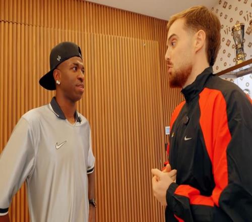 维尼修斯:本泽马教会我很多此前经常私聊姆巴佩让他来皇马