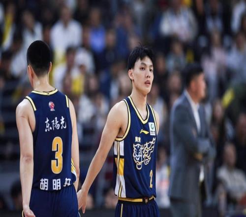 赚翻了！广东宏远又是第一，真不愧是CBA的十一冠王，朱总乐坏了