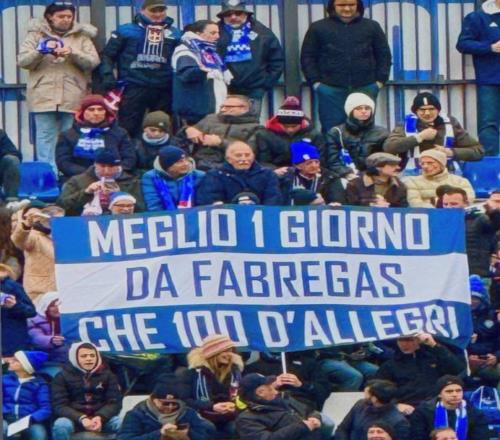 科莫球迷横幅:当1天法布雷加斯胜过当100天阿莱格里