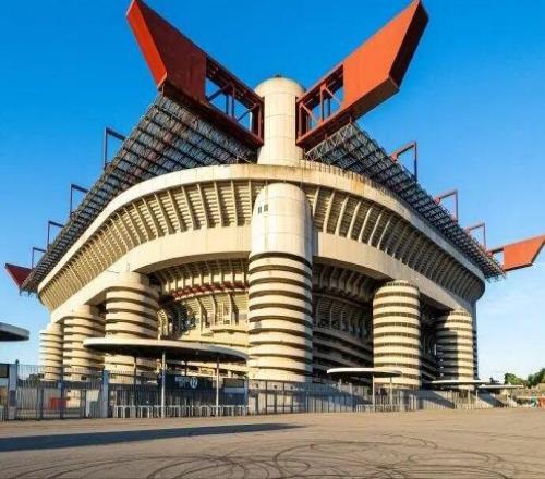 斯卡罗尼丨若新建球场收入将轻松翻倍