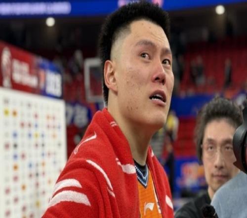 中国男篮全力击败日本队!郭士强拒绝输球,李弘权首秀,央视直播