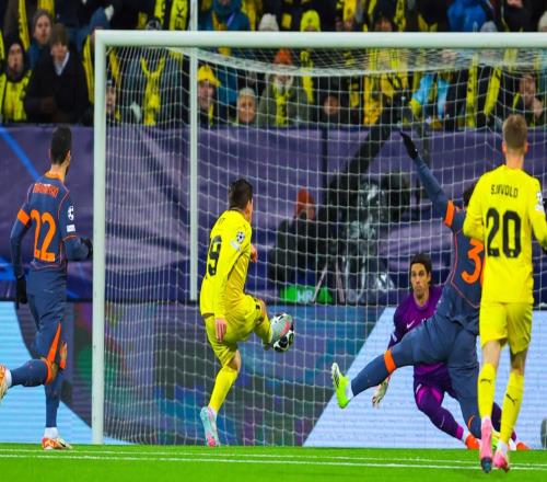 爆大冷!欧冠大黑马创造奇迹,国际米兰被灌3球,晋级形势危急