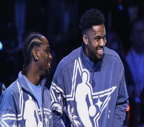 年薪5410万，作为NBA超巨，反复横跳！也许明白你准备做什么了