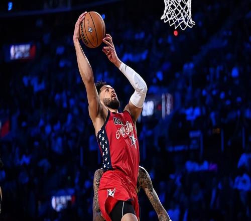 活塞主教练：坎宁安本赛季的表现让我想起了刚刚成为闪电侠的韦德