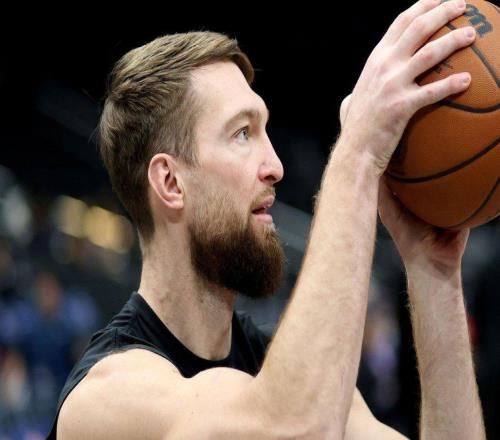 坏消息，国王队多曼塔斯萨博尼斯接受膝盖手术，赛季报销