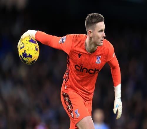 迪恩亨德森表示场地状况不能成为借口,我们需要从中吸取教训_英超直播