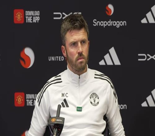 卡里克:芒特越来越接近复出了,他是团队里非常重要的一员