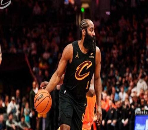 75%命中率!场均轰23+11,让阿伦成超级中锋,梅里尔谈哈登明牌了