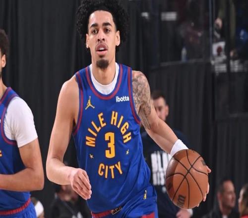 明明状态相当不错，但掘金侧翼新星却并没有得到足够的战术支持