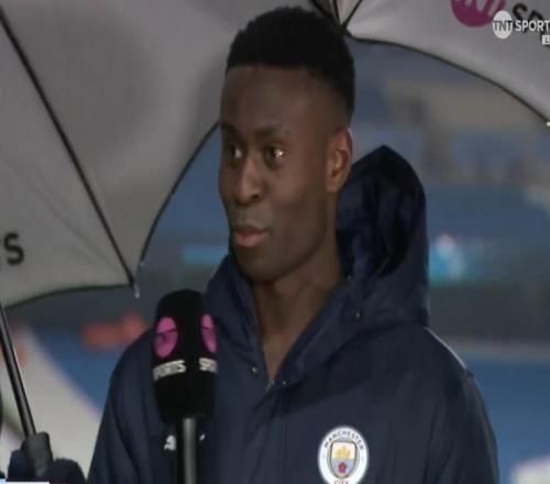 格伊:来到曼城完全改变了我的比赛方式,我在边踢边学